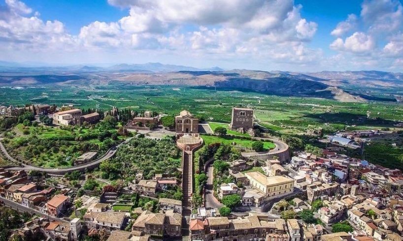 Paternò, silenzio e sconfitta: il commissariamento che stronca una città