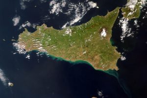 La Sicilia è la locomotiva d'Italia. Ecco il piano per non farla deragliare