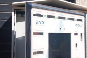 Paternò, doppio assalto ai distributori di sigarette: bottino per i ladri dello scooter