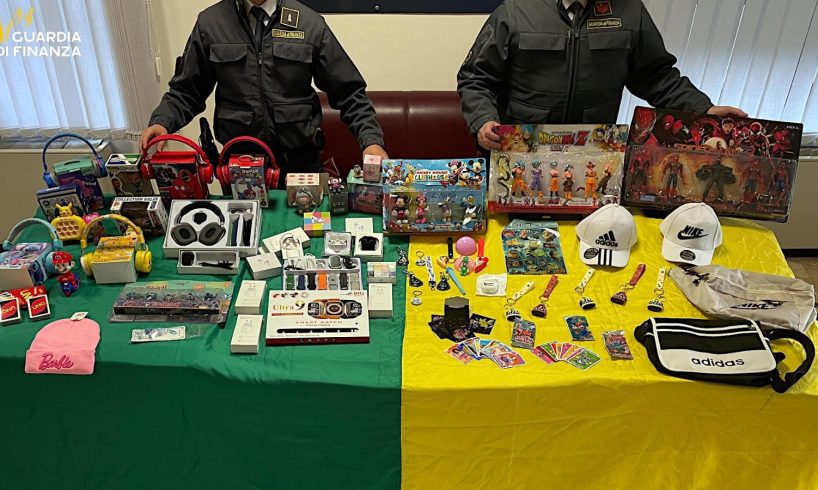 Catania, Black Friday: maxi-sequestro di prodotti falsi. Scoperti 9.400 articoli contraffatti