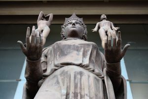 Catania, maxi-inchiesta sul traffico di beni archeologici: 74 indagati e reperti venduti all'estero