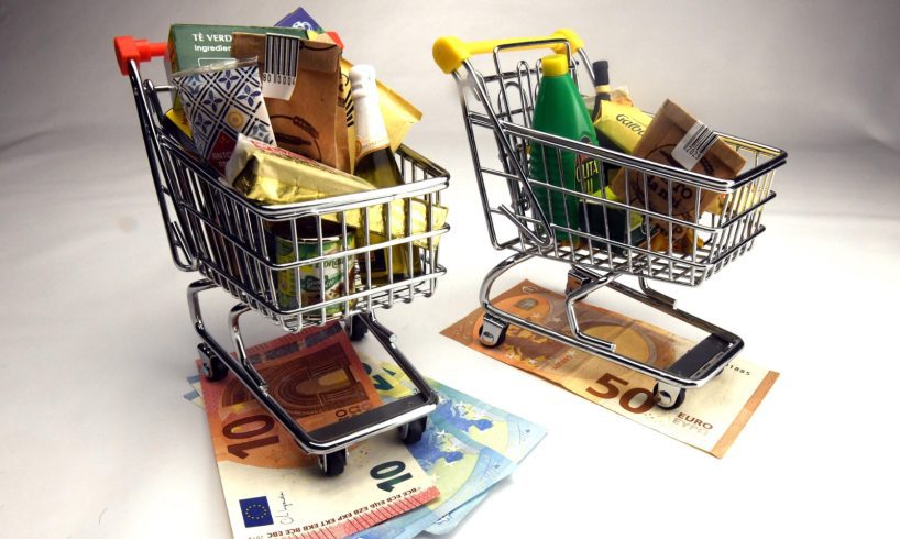 Prezzi in volo, salari a terra: la fotografia impietosa dell'Eurostat