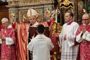 Paternò, l’Arcivescovo Renna presiede il solenne pontificale per la festa di Santa Barbara