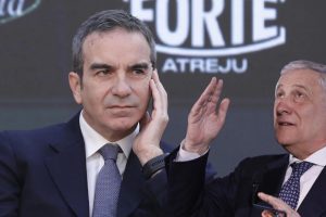 La "scossa liberale" di Occhiuto fa tremare i vertici di Forza Italia. Tajani: "Io mi ricandido", ma il gelo è palpabile