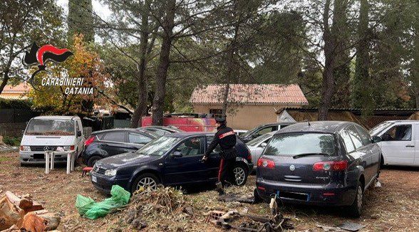 Pedara: sequestrata officina meccanica abusiva: due persone denunciate