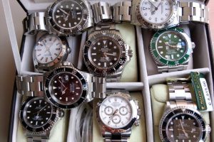 Roma, due poliziotti si "travestono" da Carabinieri per rubare orologi di lusso: arrestati