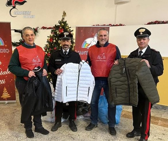 Catania, in beneficenza 172 capi contraffatti sequestrati a due stranieri