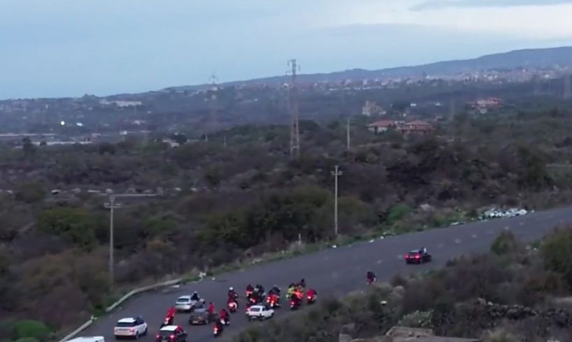 Camporotondo Etneo, sgominata una gara di cavalli clandestina: la Polizia li sorveglia dall'alto con i droni (VIDEO)