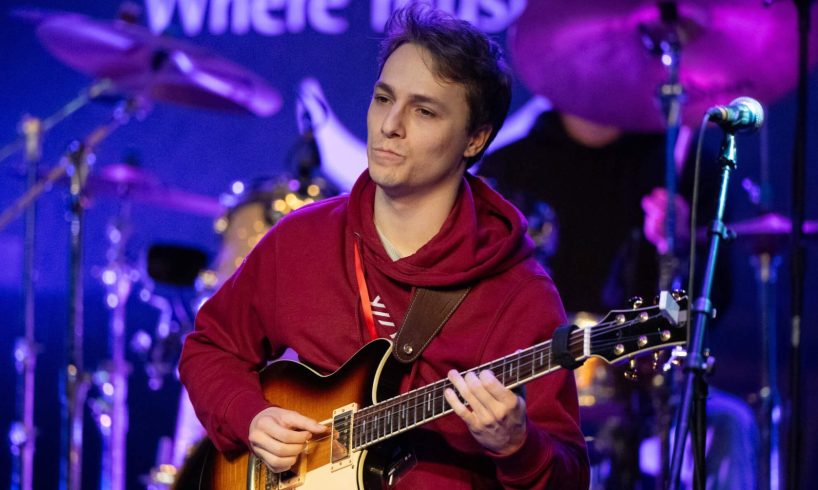 Matteo Mancuso lancia il nuovo singolo "Isla Feliz" e annuncia il tour mondiale "Route 96"