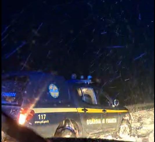 Valanga di neve sull'Etna: soccorsa a piedi una famiglia svizzera bloccata a 1500 metri. In salvo bimba di 4 anni