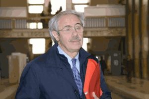 Catania, armi da collezione di Lombardo: Corte d'Appello ne dispone la restituzione