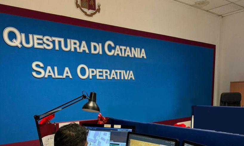 Catania, furto d’auto ‘in diretta’ sventato grazie a un cittadino: arrestato 27enne