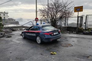 A Catania e provincia interventi dei Carabinieri dopo il ciclone "Harry" per evacuazioni e antisciacallaggio