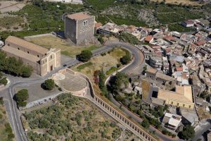 Paternò, Commissione approva in anticipo bilancio 2026-2028 da 112 milioni