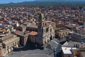 Biancavilla, 12enne con problemi cognitivi ritrovato grazie a ex insegnante: ‘scomparso’ per ore