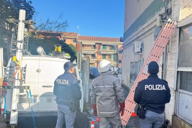 Catania, blitz contro il furto di energia: tre esercizi chiusi e multe per 4.000 euro