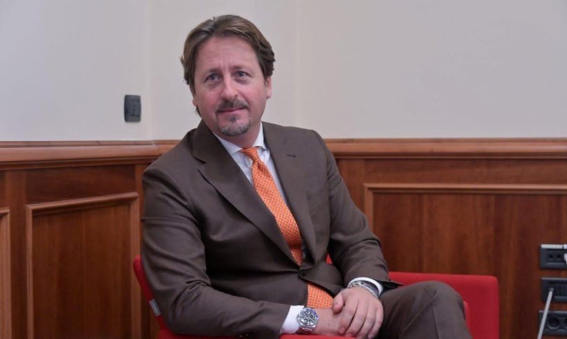 Manlio Messina smentisce l'adesione al partito di Vannacci: “La mia collocazione politica non cambia”