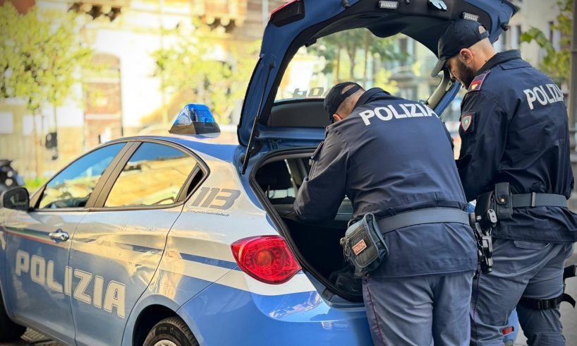 Catania, bruciano la guaina per nascondere il furto: in due sorpresi con 10 chili di rame a Librino