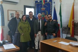 Paternò: sicurezza, strade e bollette. L'Associazione Aria Nuova incontra i commissari