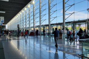Aeroporto di Catania, ok della Regione al tapis roulant sopraelevato per collegare stazione e terminal