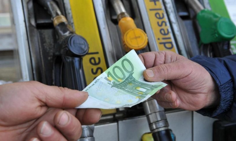 Sicilia, prezzi del carburante alle stelle: Cna Fita lancia l'allarme e chiede interventi urgenti alla Regione
