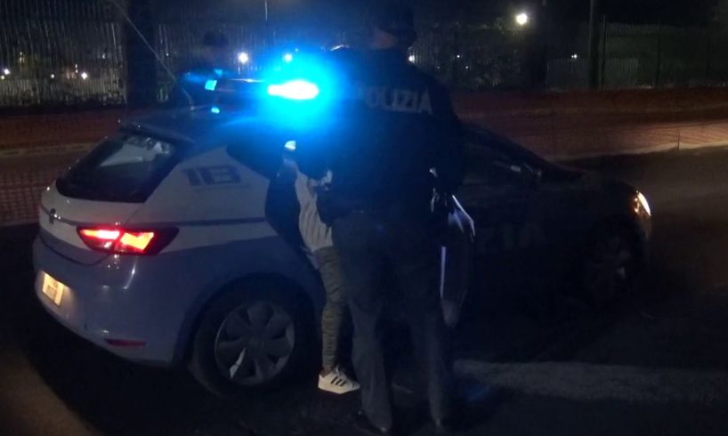 Catania, 36enne lascia i domiciliari per rubare in un appartamento: proprietario lo sorprende e lo fa arrestare
