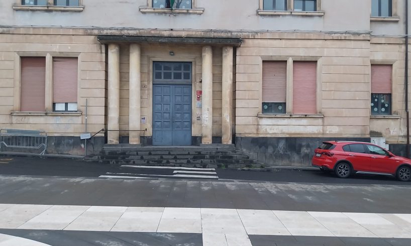 Belpasso, dopo il terremoto chiusura precauzionale per aule scolastiche e chiesa Cristo Re.