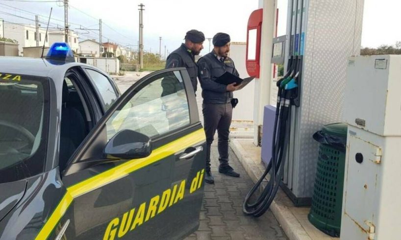 Carburanti, via al taglio delle accise: controlli a tappeto sui prezzi
