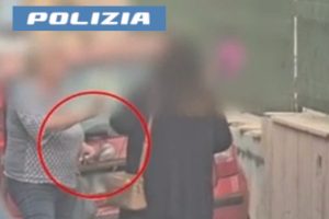 Circonvenzione d’incapace a Catania: nei guai un consulente finanziario e una segretaria notarile. Anziana isolata in casa (VIDEO)