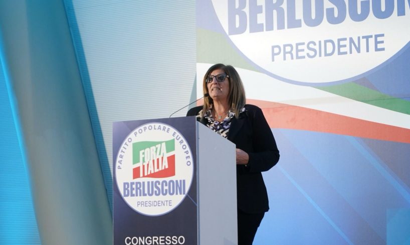 Randazzo, l'ing. Cettina Foti (FI) si candida a sindaco: “Buongoverno e coesione per fermare lo spopolamento”