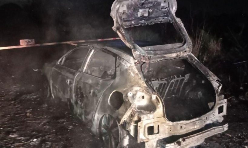 Auto in fiamme a Belpasso: distrutta Opel Corsa rubata