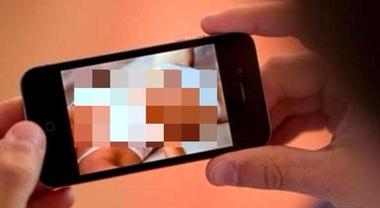 Catania, stalking e revenge porn: indagato si sottrae al processo vivendo all’estero. Procura chiede l’archiviazione