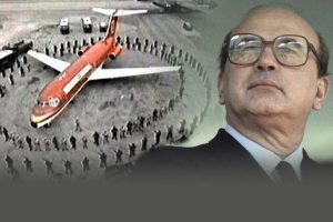 Sigonella, il "no" di Crosetto agli Usa e il precedente dell'85: quando Craxi fermò Reagan e i jet americani