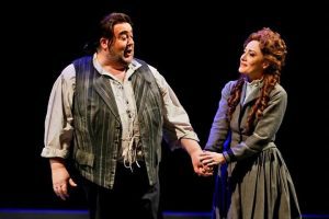 Al Bellini di Catania un «Andrea Chenier» da applausi: musicalità moderna e pathos rivoluzionario