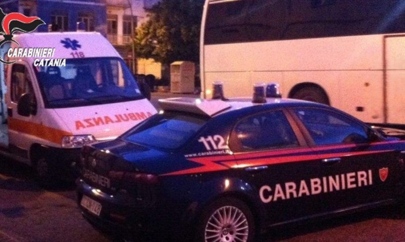 Palagonia, 44enne aggressivo con operatori sanitari e Carabinieri dopo incidente: arrestato.