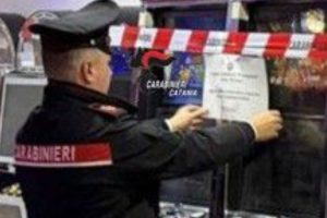 Paternò, bar con centro scommesse nel mirino: maxi sanzioni e sospensione per lavoro nero e lotterie abusive