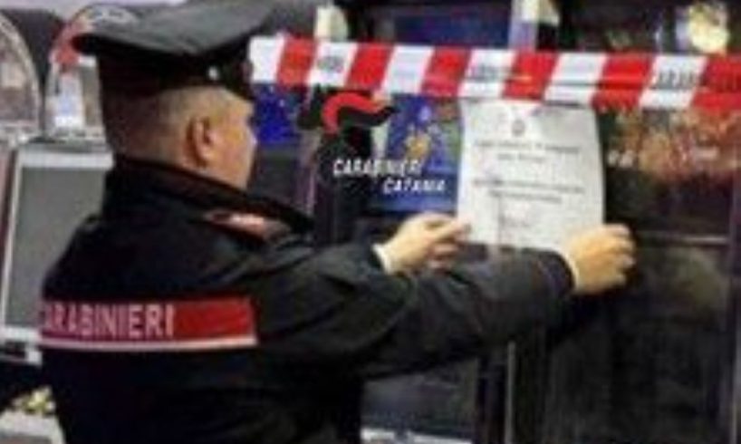 Paternò, bar con centro scommesse nel mirino: maxi sanzioni e sospensione per lavoro nero e lotterie abusive