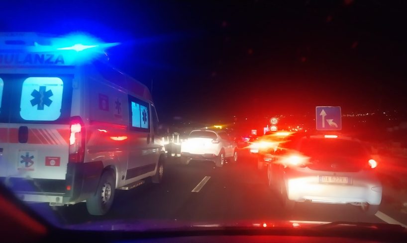 Paternò, tamponamento sulla SS 121: 8 feriti e traffico in tilt