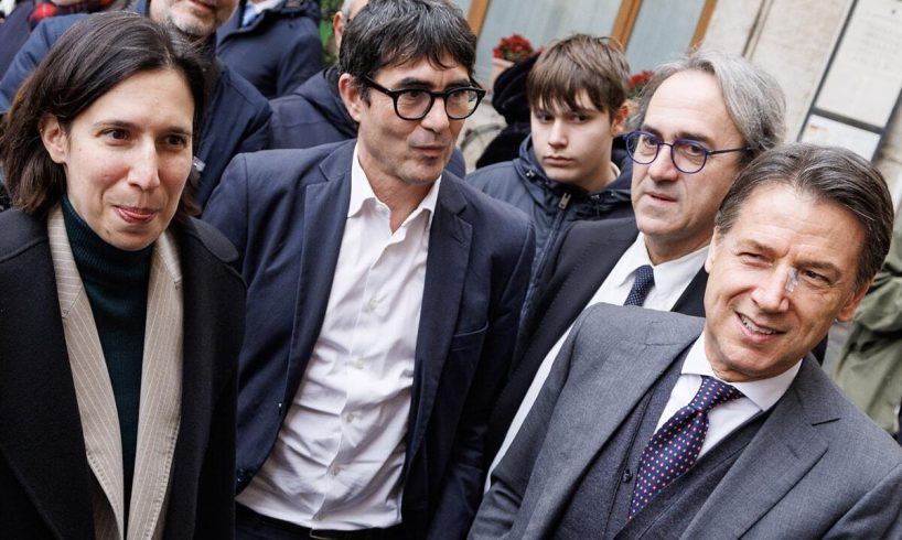 Campo largo in vantaggio nei sondaggi, ma resta il nodo delle primarie. Calenda si chiama fuori
