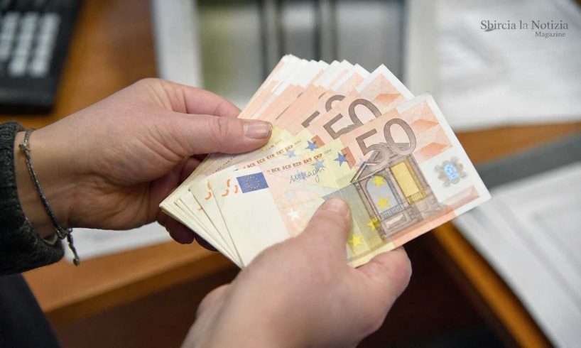 Codacons: “Effetto Iran, rincari fino a 1.000 euro a famiglia in due mesi”