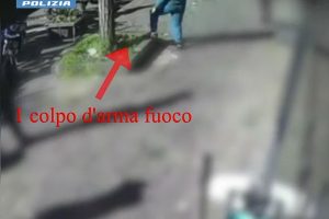 Catania, nipote di boss spara a uomo in barbieria: sbaglia bersaglio e poi si rifà il look per depistare (VIDEO)