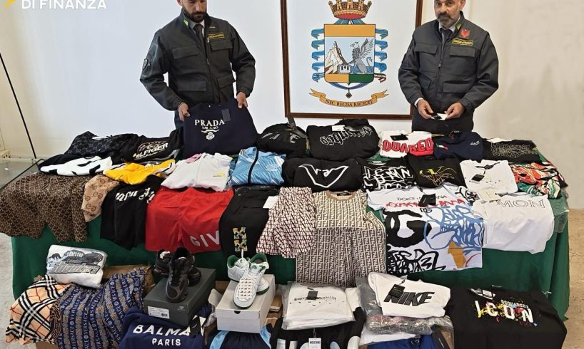 Contraffazione, operazioni a Catania e Trecastagni: sequestrati oltre 3.200 capi e accessori