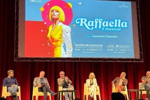 Raffaella Carrà diventa musical: dopo il trionfo in Spagna, l’omaggio alla “donna libera” arriva in Italia