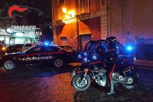 Catania, 48enne tenta violenza sessuale in casa a Cibali: arrestato. Salvato dalla folla inferocita