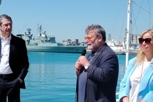 Catania celebra Falcone: la nave della legalità attracca al porto tra poesia, impegno e parole di Papa Leone XIV"