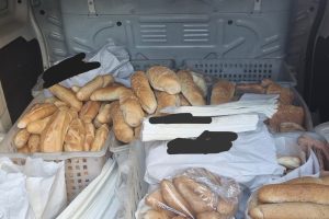 Paternò: pane senza confezione, mezzi non autorizzati e lavoratori in nero. Multe per 5mila euro