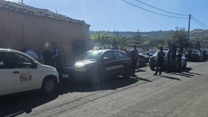 Paternò e Adrano, corse clandestine di cavalli nel mirino: due animali sequestrati, multe fino a 6.500 euro