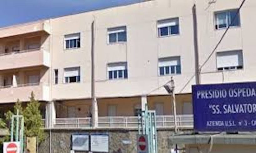 S. M. di Licodia, muore dopo essersi scagliato contro un infisso: ferite da vetri troppo profonde