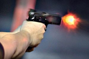 Catania Far West, sparatoria tra minorenni a San Giovanni Galermo: tre feriti