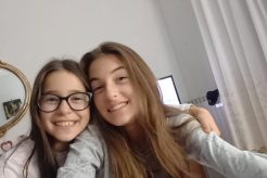 Sorelline scomparse, la svolta è nei pizzini: decriptati i messaggi che tenevano in contatto con l'esterno